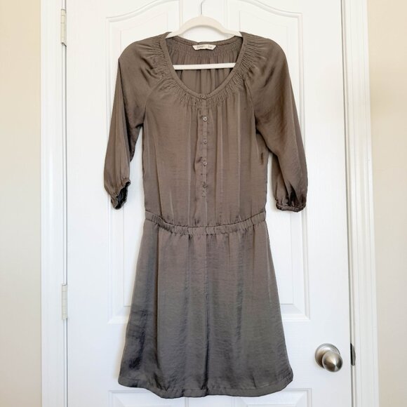 Old Navy Olive Green Drop Waist 3/4 Sleeve Silky Dress Size XSmall - Picture 2 of 8